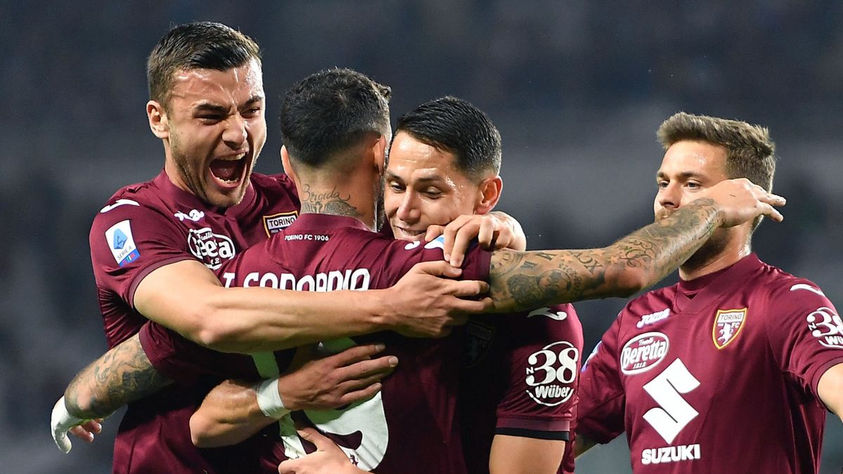 Zdjęcie okładkowe artykułu: PAP/EPA / ALESSANDRO DI MARCO / Na zdjęciu: piłkarze Torino FC cieszą się z gola