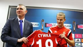 Tomasz Cywka piłkarzem Wisły Kraków (fotorelacja)