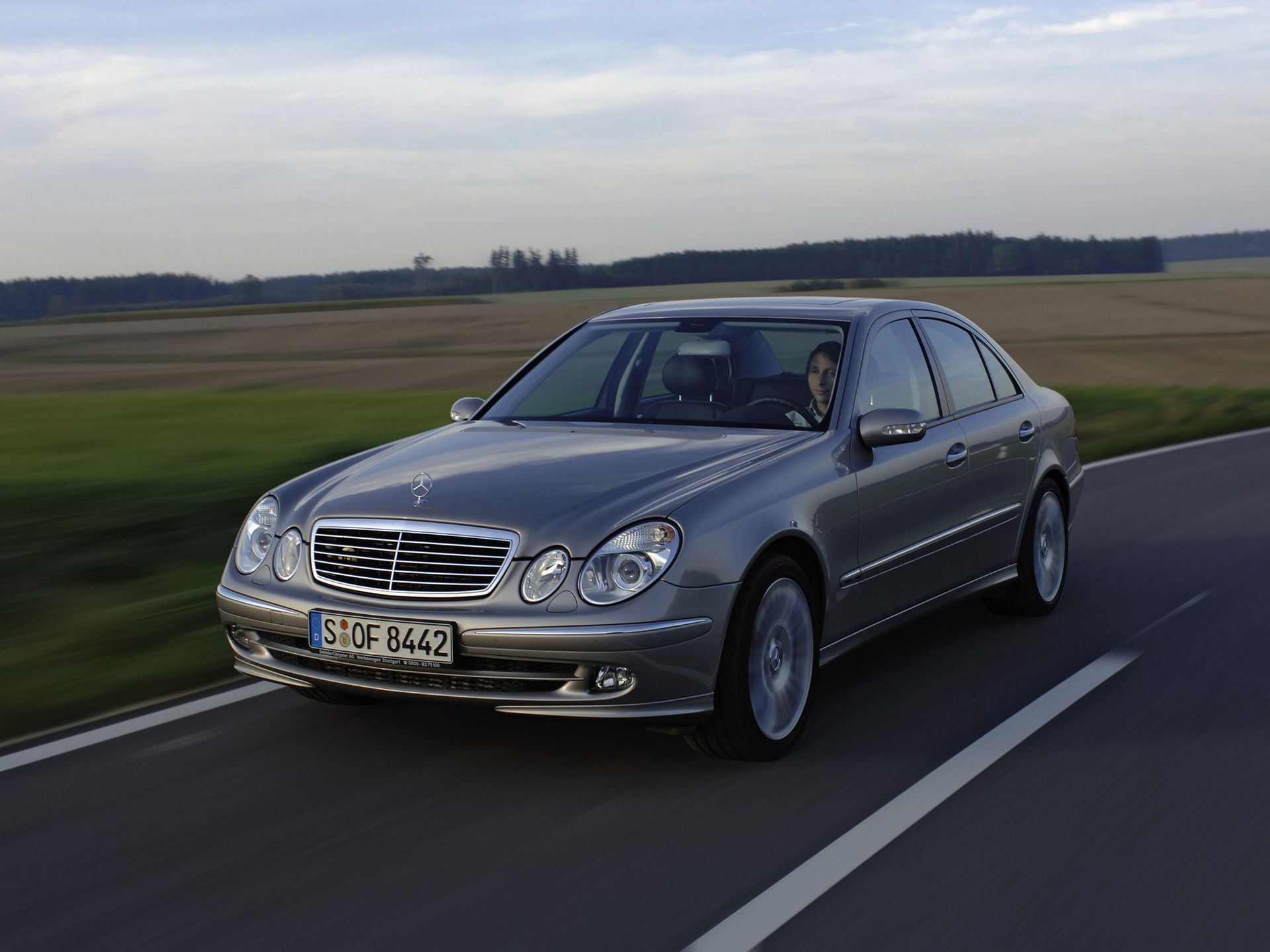 Mercedes-Benz Klasy E (W211)