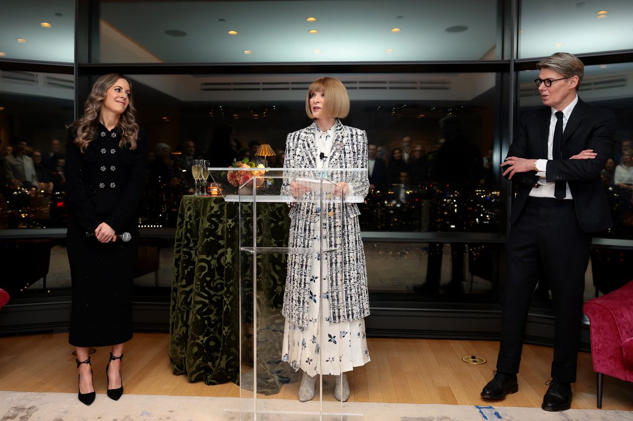 Anna WIntour od lat zachwyca stylową fryzurą