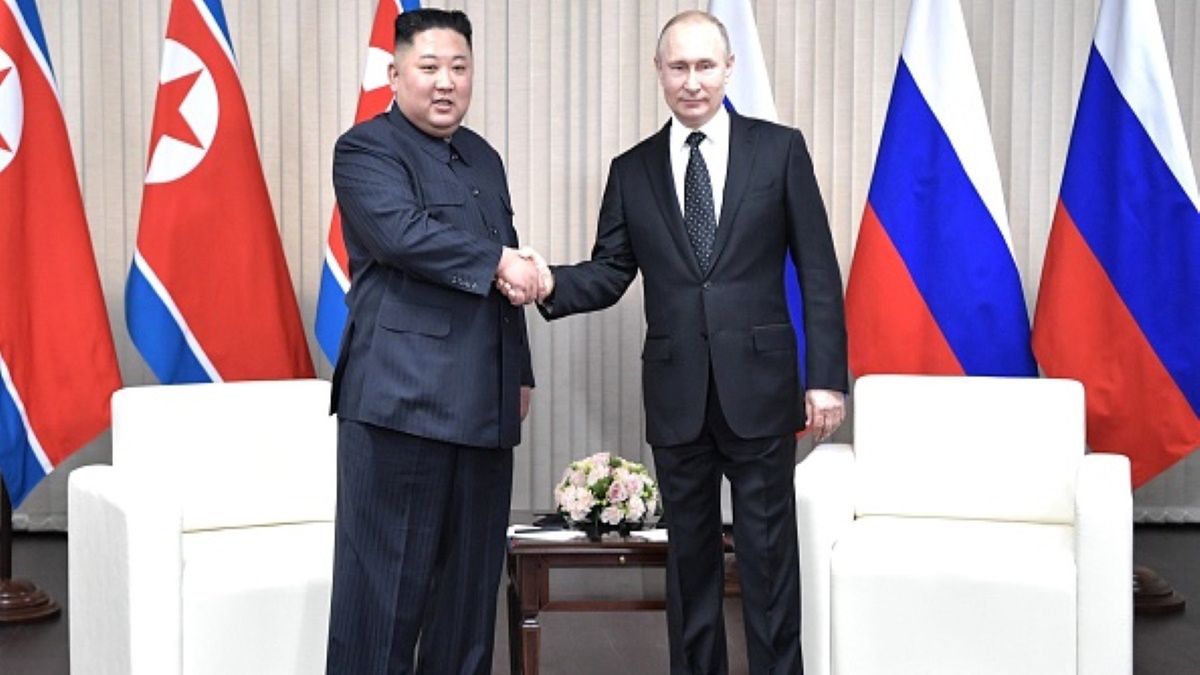 Kim Dzong Un jest sojusznikiem Władimira Putina. Zaoferował, że wyśle do okupowanej Ukrainy robotników