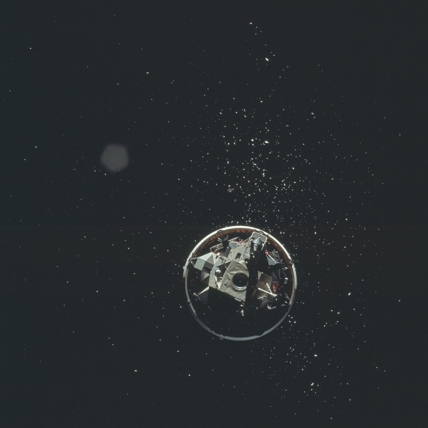 NASA świętuje 60 rocznicę. Zobacz archiwalne zdjęcia programu Apollo 16