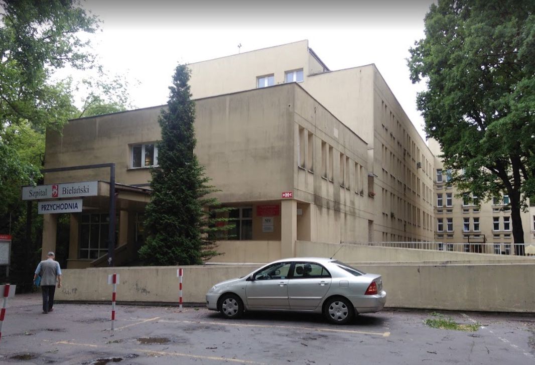 Koronawirus w Warszawie. Rzecznik Praw Pacjenta Interweniuje w Szpitalu Bielańskim