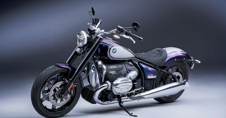 BMW R 18 i R 18 Classic z nowymi opcjami wyposażenia, które pozwolą się wyróżnić.