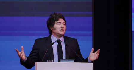 Działo się w nocy. Argentyna łagodzi kontrole podatkowe. Ma w tym cel