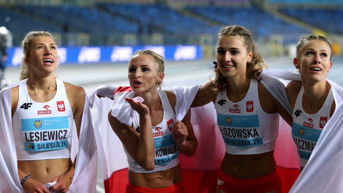 Kornelia Lesiewicz, Małgorzata Hołub-Kowalik, Karolina Łozowska i Natalia Kaczmarek