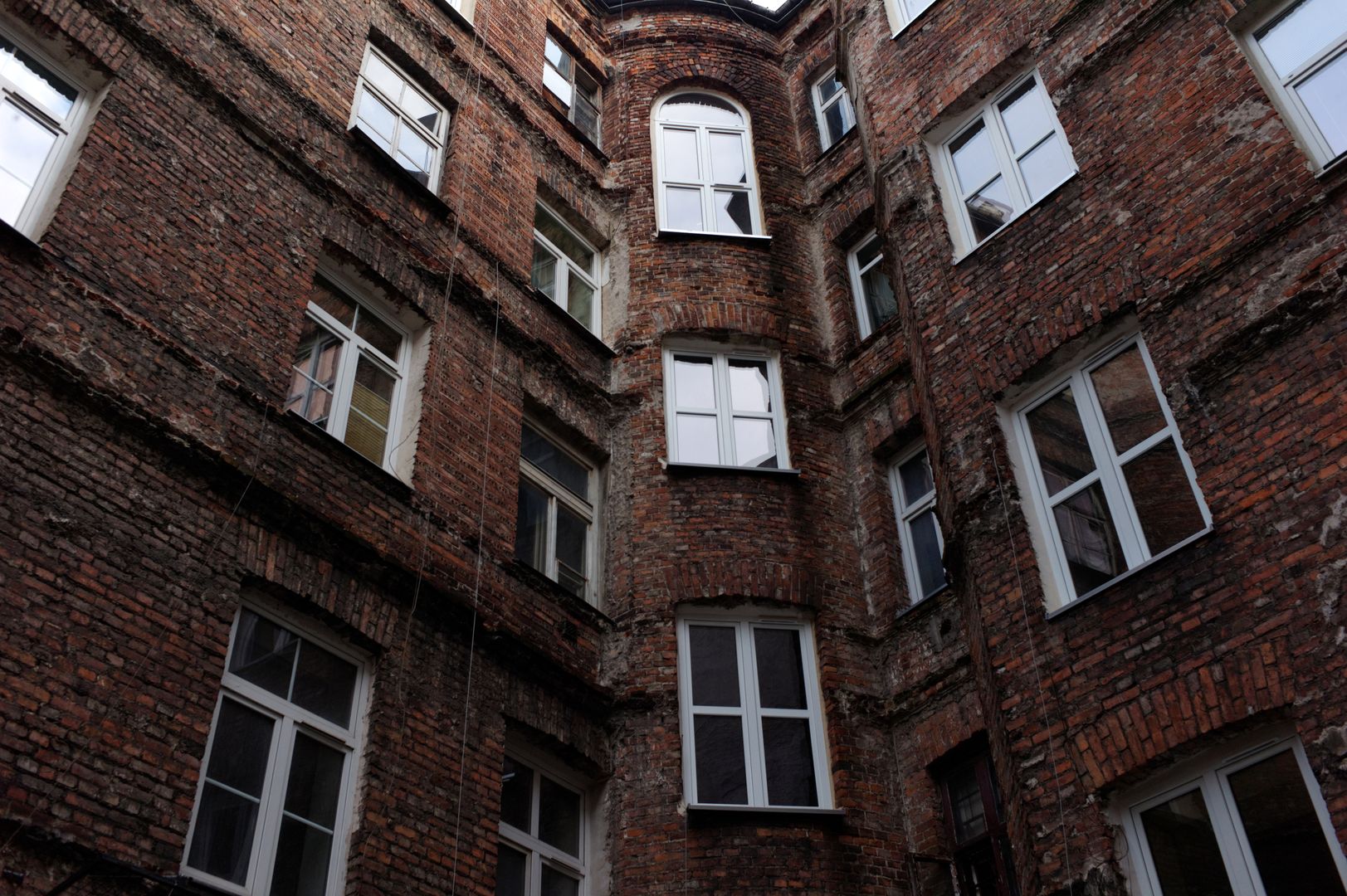 "Moja, Twoja, Nasza... Podcast". Na zdjęciu mieszkania na warszawskiej Pradze 