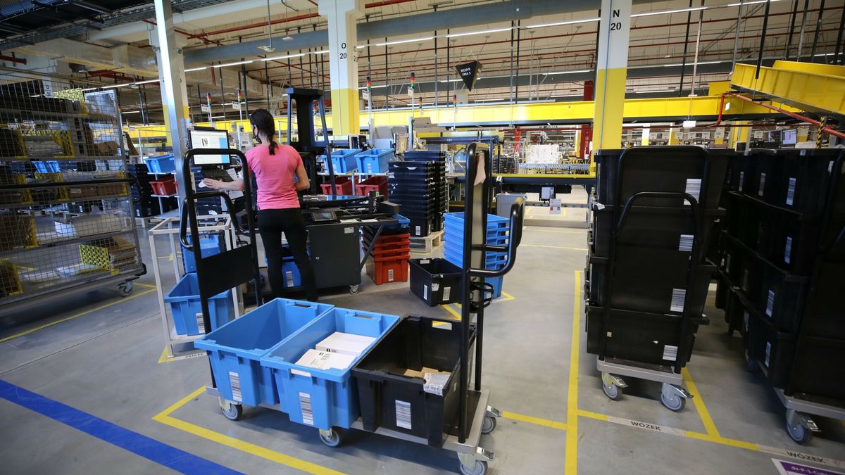 Amazon Gliwice
22.09.2020  GLIWICE    AMAZON GLIWICE        FOT. MARZENA BUGALA/ /DZIENNIK ZACHODNI/ POLSKA PRESS
MARZENA BUGALA POLSKA PRESS