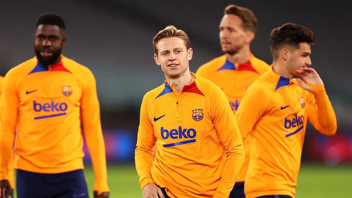 Zdjęcie okładkowe artykułu: Getty Images / Mark Kolbe / Na zdjęciu: Frenkie De Jong (w środku)