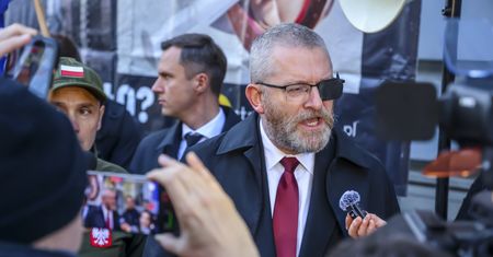 Grzegorz Braun z zarzutami. Jest komunikat prokuratury