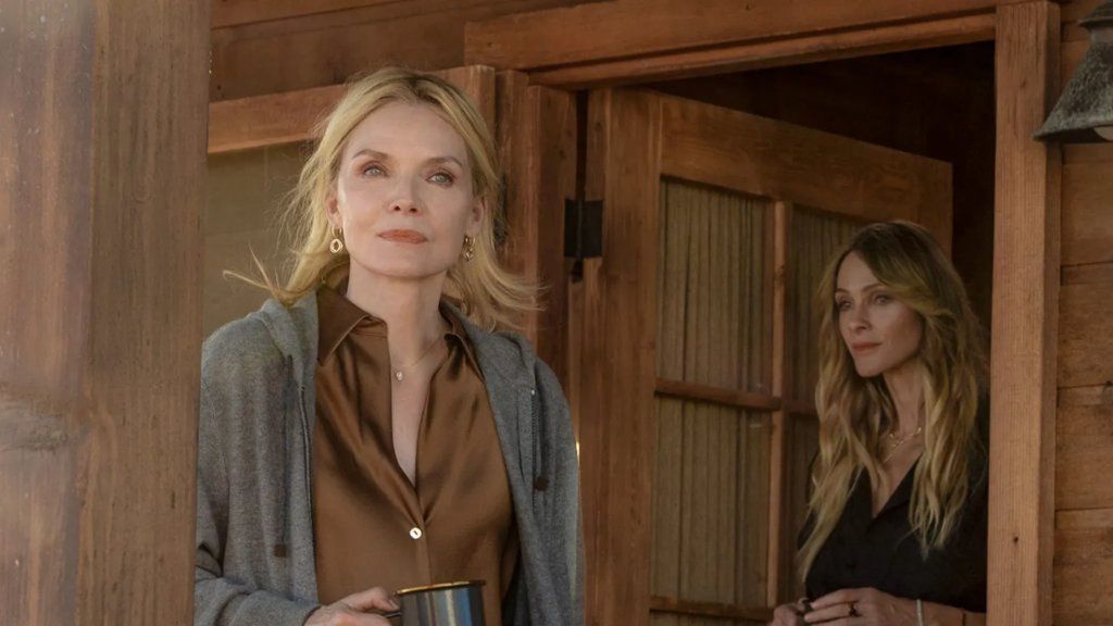Michelle Pfeiffer w serialu "The Madison"