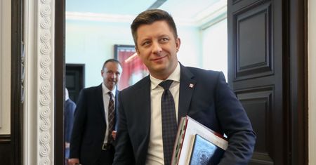 Afera z rosyjskimi youtuberami. Dworczyk: Telefon do Andrzeja Dudy mógł być częścią rosyjskiej wojny informacyjnej