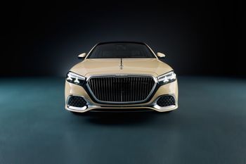 Mercedes-Maybach stworzył "bliźniaka" Klasy S LeBrona Jamesa. Samochód trafi na aukcję