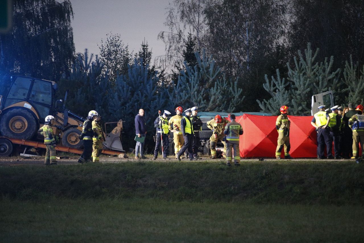 Wielowieś: Tragiczny wypadek. Stan zdrowia ocalałych nastolatków poprawia się. "Ogromne podziękowania dla całego personelu"