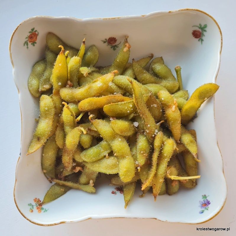 Edamame – świeże strączki soi