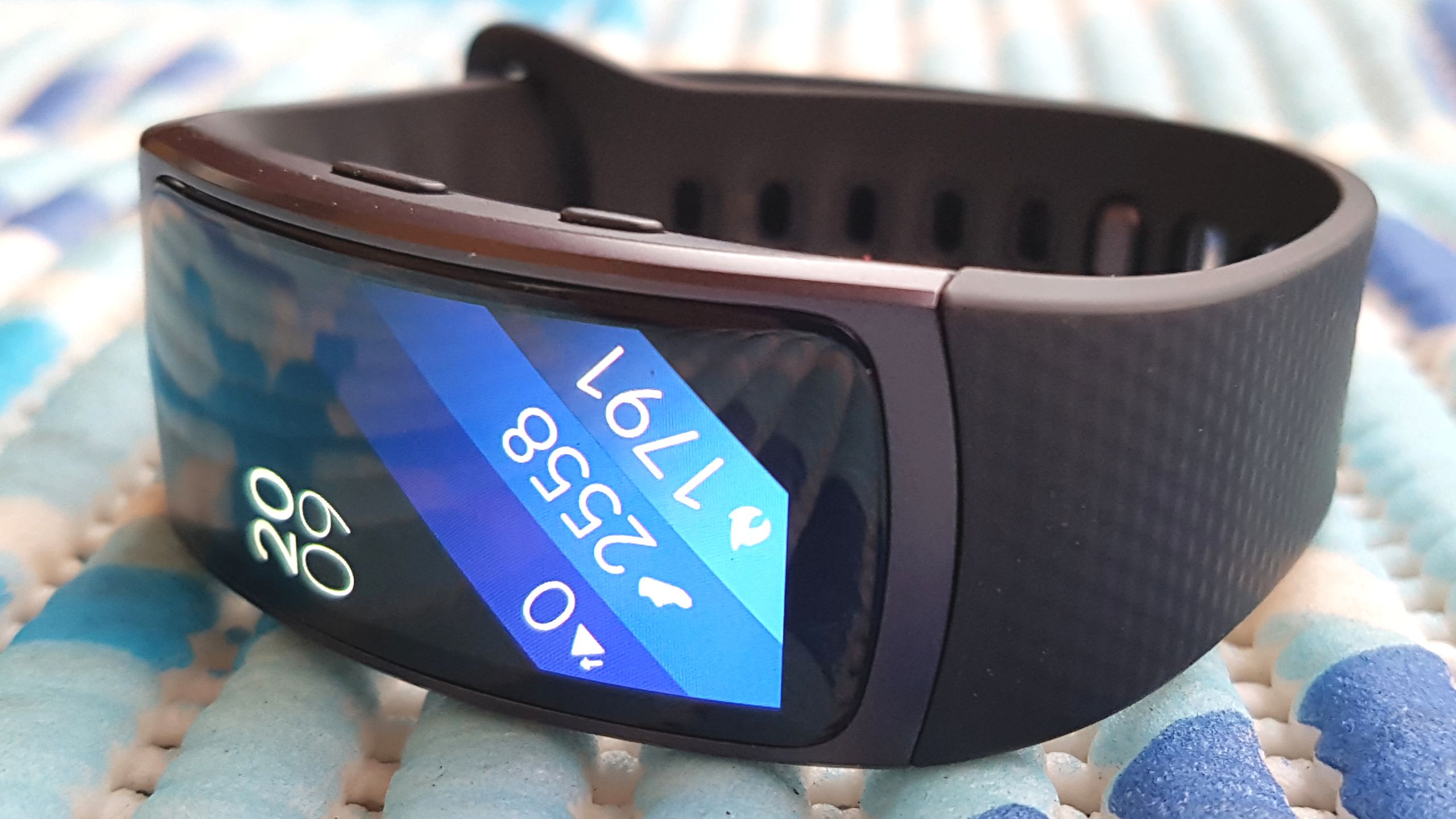 Gear Fit2 udowadnia, że Samsung umie uczyć się na własnych błędach [test] 3