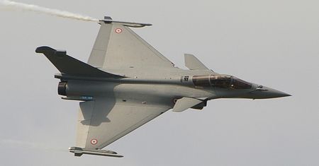 Katastrofa samolotów wojskowych we Francji. Rafale zderzyły się w powietrzu
