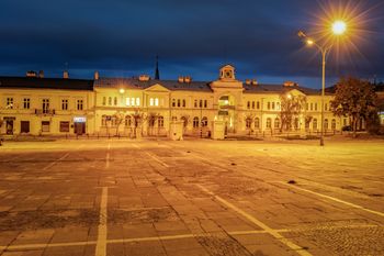 Pogoda w Kielcach. Prognoza na niedzielę 23 listopada. Śnieg od nocy do popołudnia, wieczorem mgły
