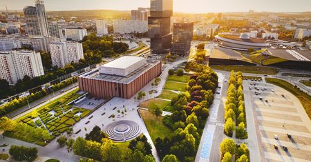 Niedoceniane miasto w Polsce. Przeszło metamorfozę i zaskakuje atrakcjami