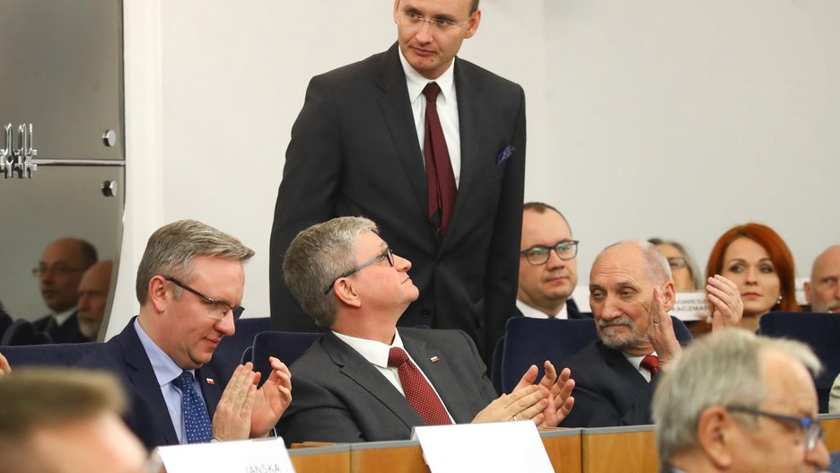 RPD interweniuje ws. zabiegów dla dzieci. Jest reakcja Ministerstwa Zdrowia na pismo Mikołaja Pawlaka
