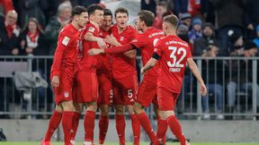 Bundesliga. Bayern Monachium - Schalke 04 Gelsenkirchen. Bewzględny Robert Lewandowski. Zobacz 21. bramkę Polaka (wideo)