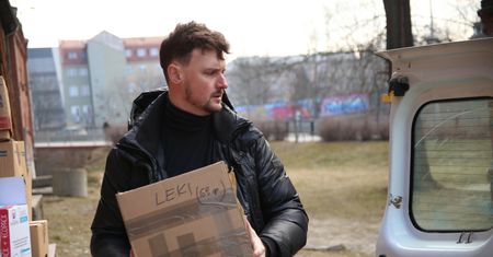 Między szpitalem a skandalem. Łukasz Grabarczyk i mroczna strona celebryty w kitlu
