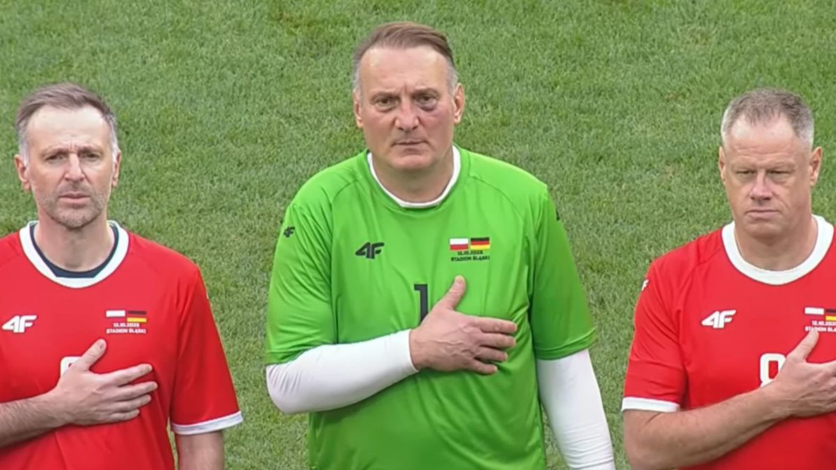 YouTube / TVP Sport / Na zdjęciu: bramkarz Adam Matysek przed Meczem Legend Polska - Niemcy