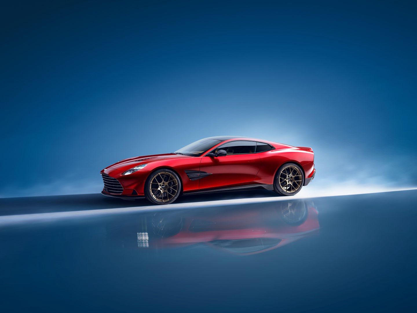 Nowy Aston Martin Vanquish