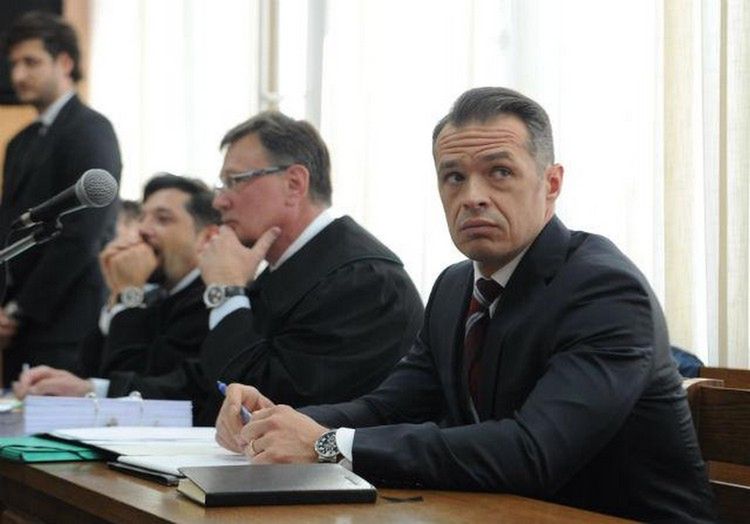 Jakie zegarki noszą politycy? Jacek Rostowski na tropie zegarka Patryka Jakiego 11
