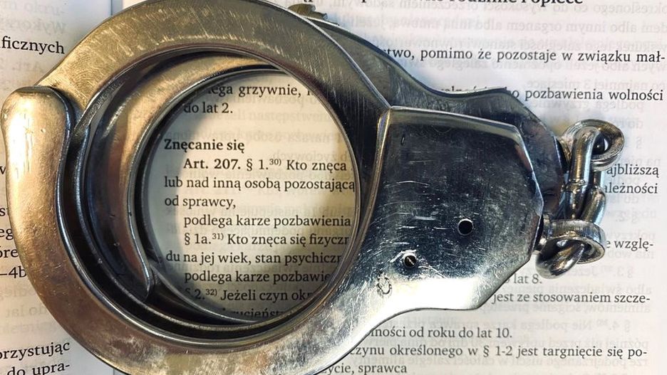 Częstochowa. 34-latek przez cztery lata znęcał się nad swoją matką.