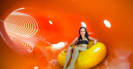 We Wrocławiu zarabiają na wodnej rozrywce. Zamiast strat aquapark ma zyski