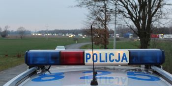 Gmina Chojnów: Nie zatrzymał się do kontroli, najpierw uciekał autem, później pieszo