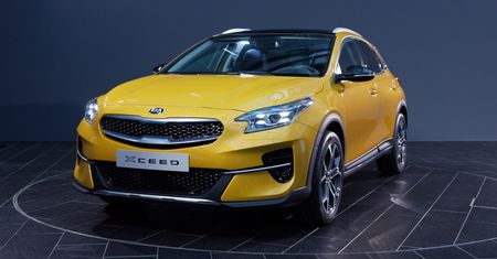 Kia XCeed. Pomiędzy SUV-em a samochodem kompaktowym