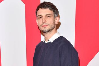 Otwarcie mówi o alkoholizmie i śmierci ojca. W planach ma wazektomię