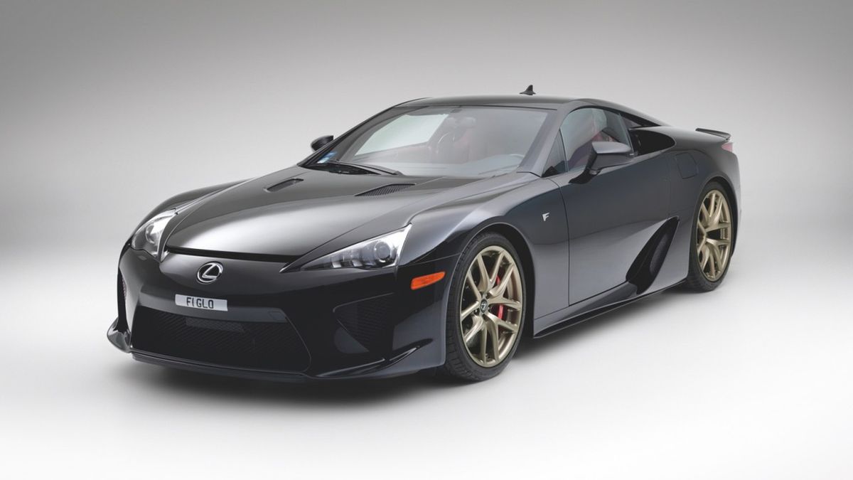 Lexus LFA po latach tylko zyskuje na wartości