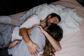 Waniliowy seks może pomóc uratować związek? Na tym polega