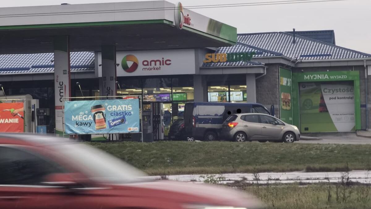 Policyjni wywiadowcy zatrzymali busa na stacji paliw przy al. Unii Lubelskiej w Lublinie