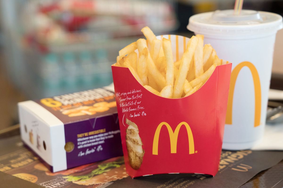 Od niedzieli przez około miesiąc lokale McDonald's w Japonii będą sprzedawać jedynie małe porcje frytek