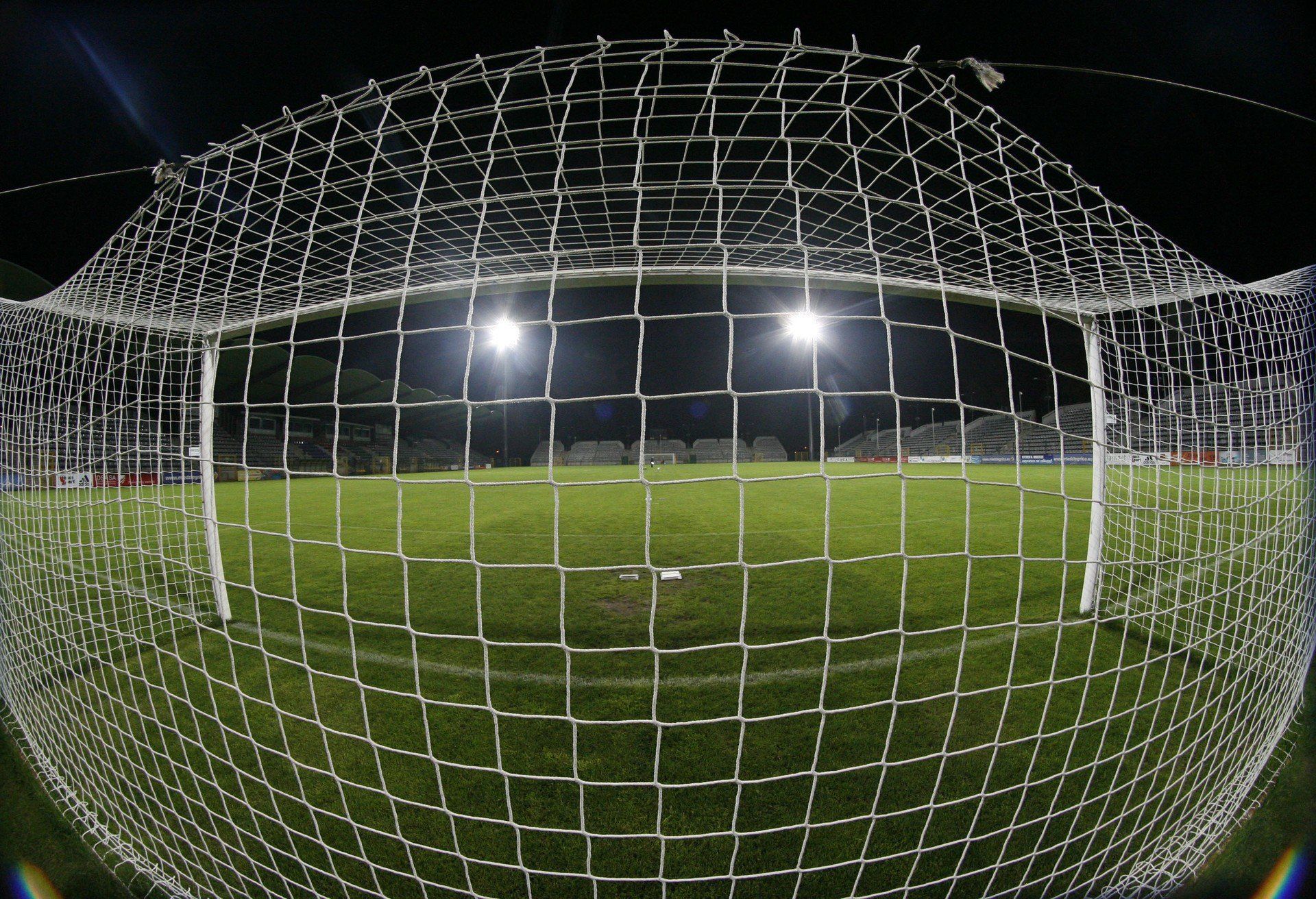 Oświetlenie Stadionu Miejskiego w Legnicy jest modernizowane