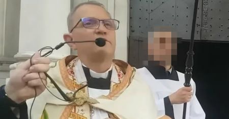 Ksiądz Woźnicki w Boże Ciało: ''Polacy bezbożni (...) bydło''