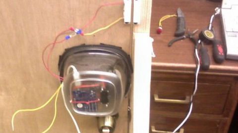 Zamek do drzwi na USB 1