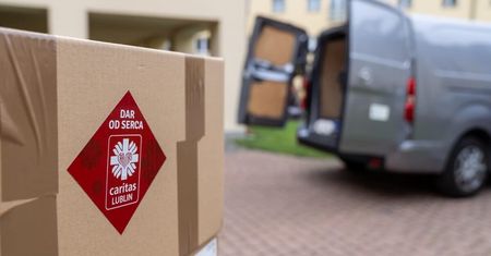 Dary dla powodzian od studentów i pracowników lubelskiej uczelni wyruszyły do powodzian