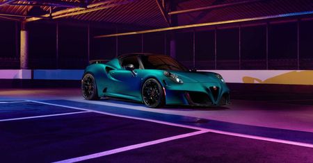 Pogea Racing ulepszyło Alfę Romeo 4C. Jest jeszcze piękniejsza i ma 350 KM