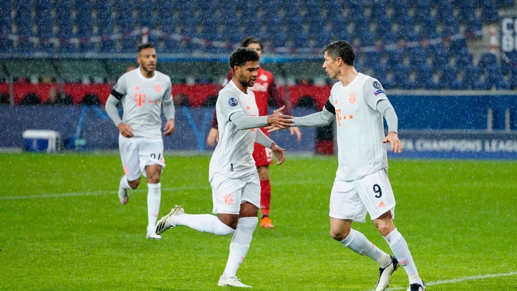 Zdjęcie okładkowe artykułu: Getty Images / M. Donato/FC Bayern / Na zdjęciu: Robert Lewandowski (z prawej)