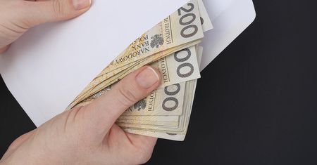 Od dziś nowy bat na dłużników. Zajmą ci konto w 1 dzień