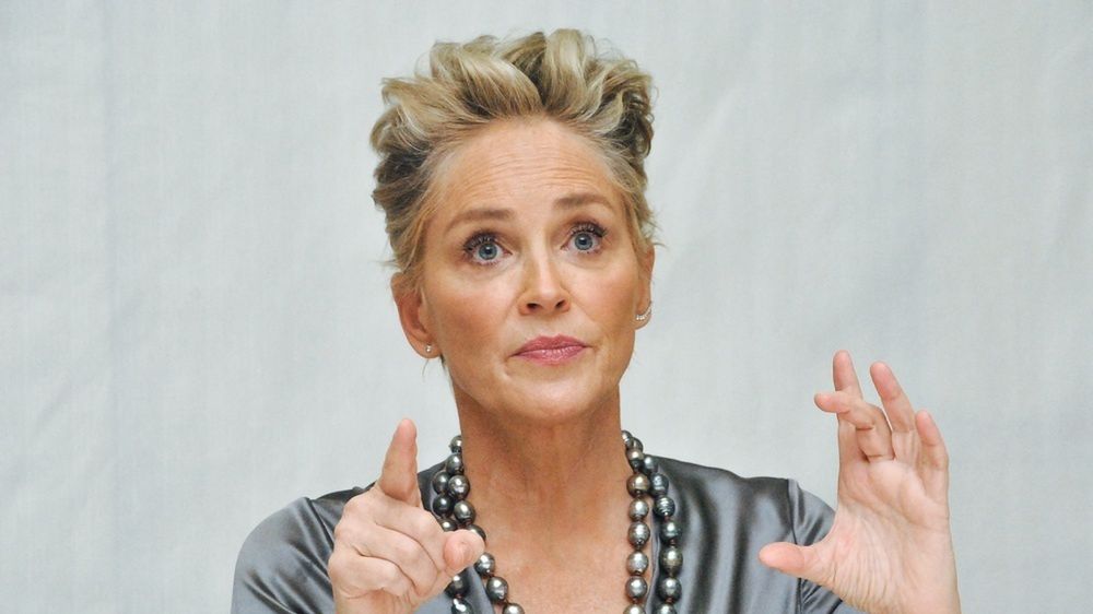 Aktorka zachęca do wspierania firmy, która pomaga walczyć z afazją.