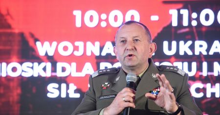 Służba Kontrwywiadu Wojskowego: gen. Gromadziński traci dostępy