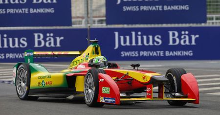 Lucas di Grassi z Audi Sport Abt wygrywa pierwszy wyścig Formuły E