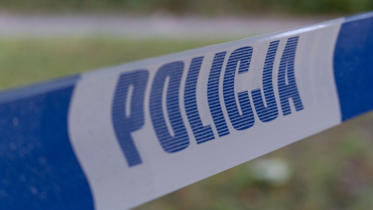 Niewybuchy w Zielonej G�rze. Ewakuowano 3 tys. mieszka?c�w
Fot. NewsLubuski/East News, 26.09.2023, w garazu w Zielonej Gorze znaleziono niewybuchy. Podjeto decyzje o ewakuacji okolo 3 tys. mieszkancow. Trwa akcja sluzb N/z policyjna tasma
NewsLubuski