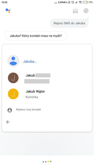 wybór kontaktu przed wysłaniem SMS-a (niestety Asystent nie wie, że Kuba i Jakub to to samo imię)